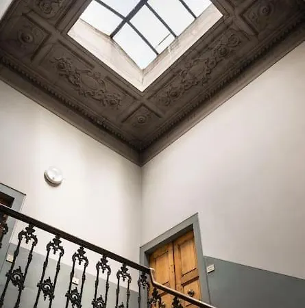 アパート Timo's House Vicino San Frediano フィレンツェ