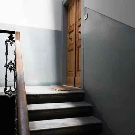 アパート Timo's House Vicino San Frediano フィレンツェ